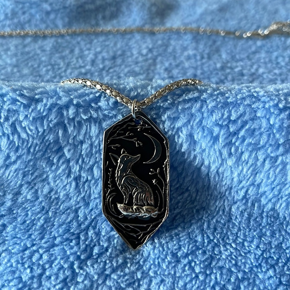 Lunar Wolf Pendant Necklace - Picture 4 of 6
